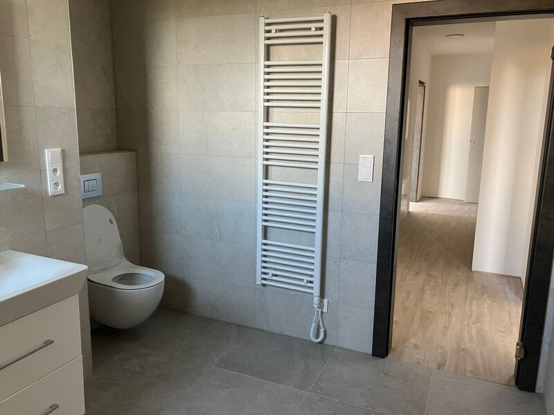 Pronájem bytu 3kk s balkonem a krytým parkovacím stáním - Liberec - Staré Pavlovice, ul. Polní