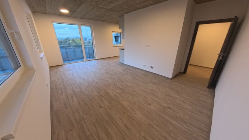 Pronájem bytu 3kk s balkonem a krytým parkovacím stáním - Liberec - Staré Pavlovice, ul. Polní