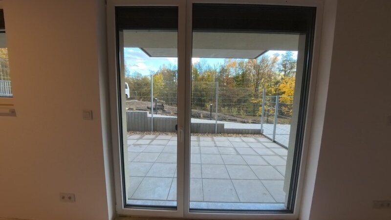 Pronájem bytu 1+kk s předzahrádkou a krytým parkovacím stáním - Liberec - Staré Pavlovice, ul. Polní