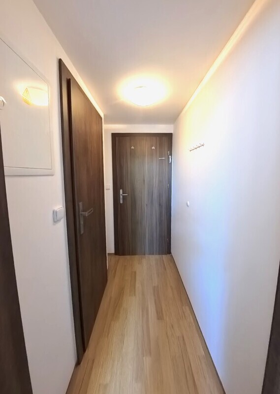 Pronájem bytu 1+kk s odděleným spaním v patře v Liberci, ul. Švermova