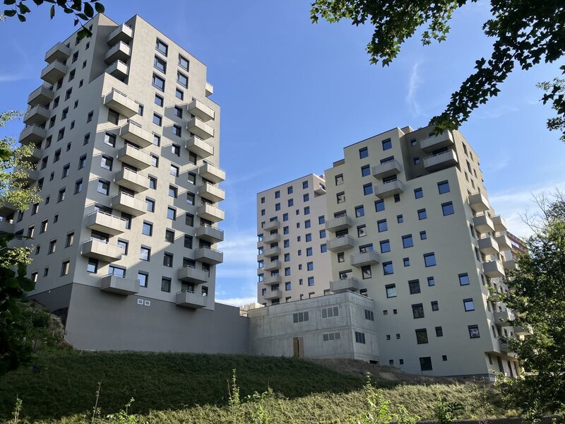 Pronájem bytu 3kk s balkonem a krytým parkovacím stáním - Liberec - Staré Pavlovice, ul. Polní