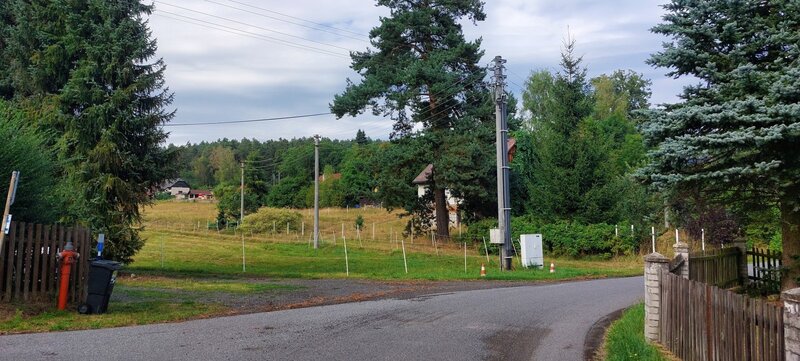 Prodej slunného stavebního pozemku ve Smržově u Českého Dubu