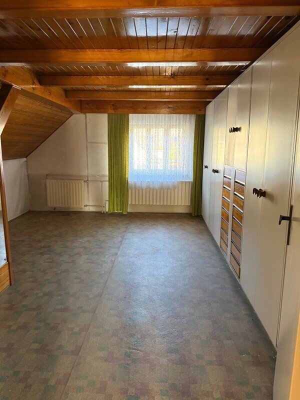 Prodej rodinného domu v Rovensku pod Troskami, ul. Na Louce