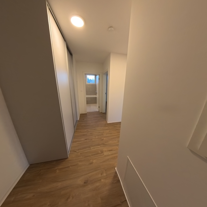 Pronájem bytu V3-16 3kk SV s balkonem a krytým parkovacím stáním - Liberec - Staré Pavlovice