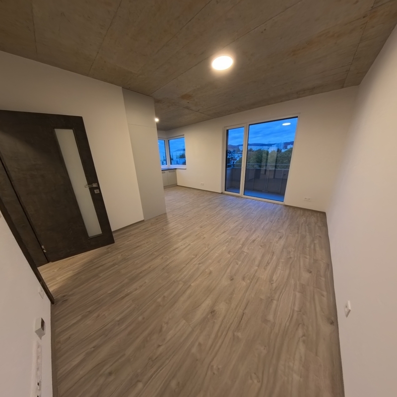 Pronájem bytu 3kk s balkonem a krytým parkovacím stáním - Liberec - Staré Pavlovice, ul. Polní