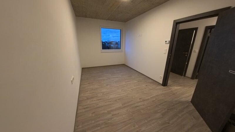 Pronájem bytu 3kk s balkonem a krytým parkovacím stáním - Liberec - Staré Pavlovice, ul. Polní