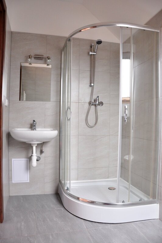 Pronájem podkrovního bytu 1+kk v Liberci, ul. Sládkova