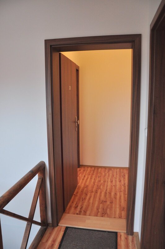 Pronájem podkrovního bytu 1+kk v Liberci, ul. Sládkova