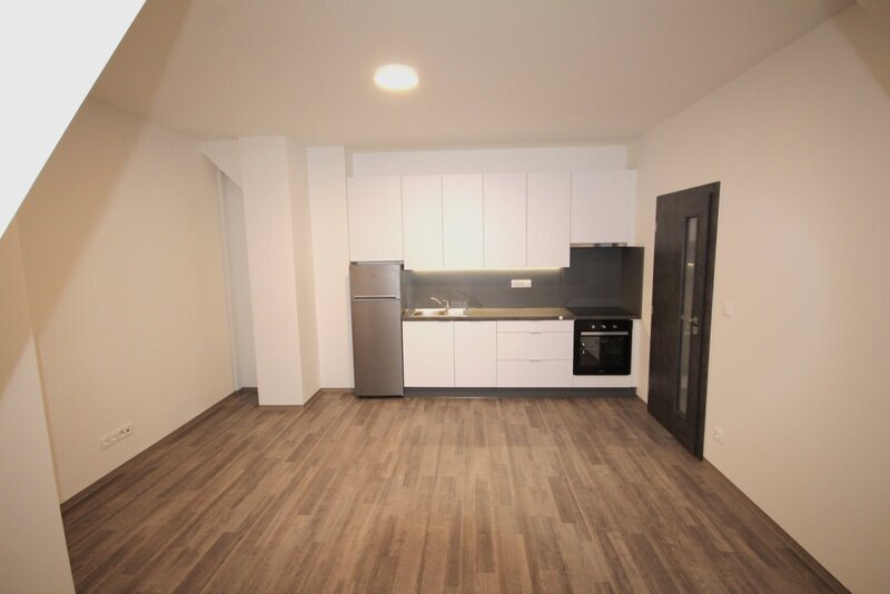 Pronájem bytu 1+kk po rekonstrukci, ul. Kateřinská