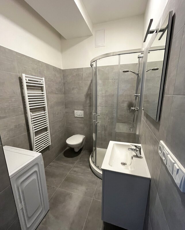 Pronájem bytu 1+kk po rekonstrukci, ul. Kateřinská