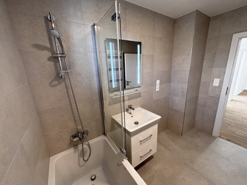 Pronájem bytu 3kk s balkonem a krytým parkovacím stáním - Liberec - Staré Pavlovice, ul. Polní