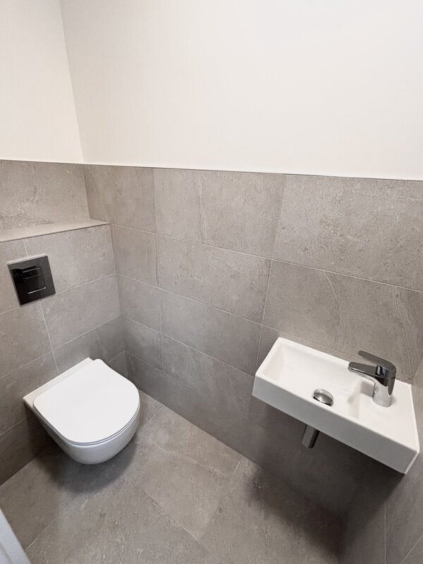 Pronájem bytu 3kk s balkonem a krytým parkovacím stáním - Liberec - Staré Pavlovice, ul. Polní