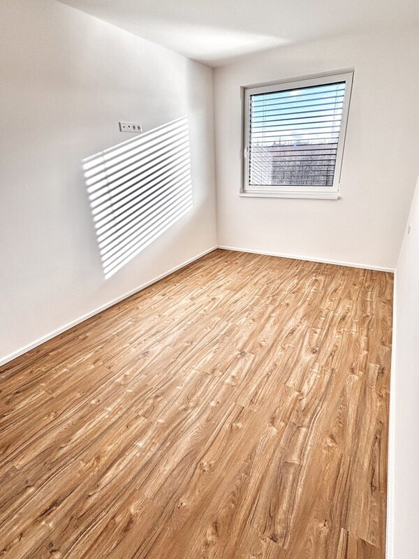 Pronájem bytu 3kk s balkonem a krytým parkovacím stáním - Liberec - Staré Pavlovice, ul. Polní