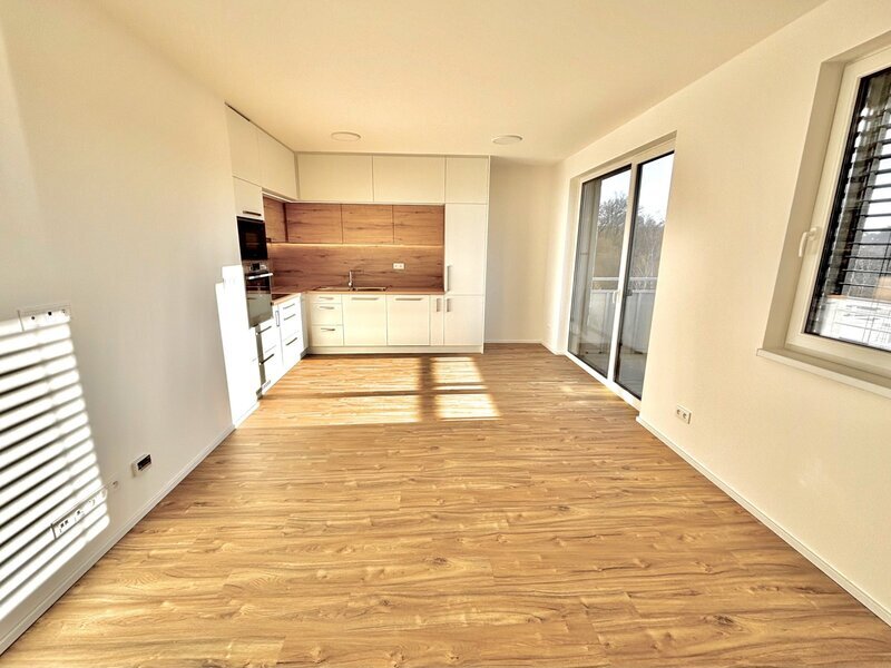 Pronájem bytu 3kk s balkonem a krytým parkovacím stáním - Liberec - Staré Pavlovice, ul. Polní