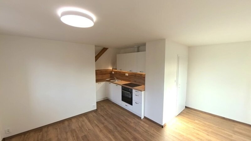 Pronájem podkrovního bytu v Liberci, ul. Skutečská - Ruprechtice