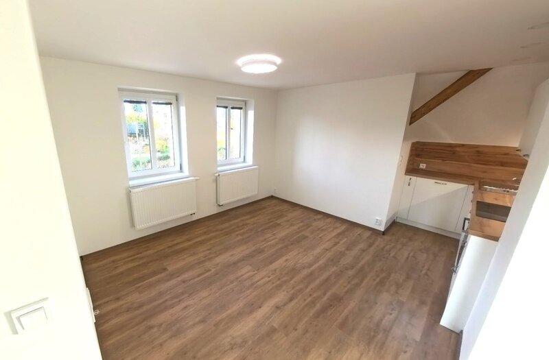 Pronájem podkrovního bytu v Liberci, ul. Skutečská - Ruprechtice