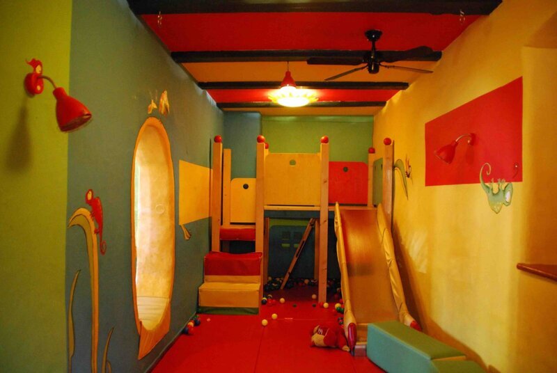 Pronájem nebytového prostoru/restaurace v ulici Baarova, centrum Liberce