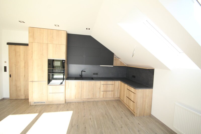 Pronájem luxusního bytu 2+kk s balkonem v Liberci, ul. Pavlovická