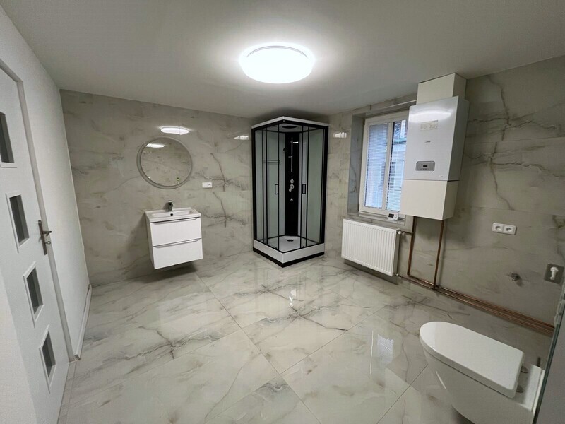 Pronájem bytu 2+kk po rekonstrukci, se zahradou ve Vesci, ul. U Družiny