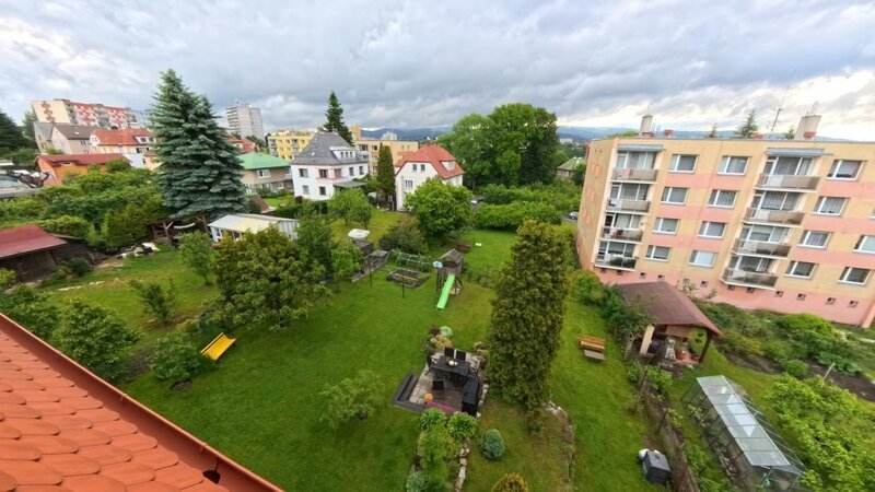 Prodej bytu 3+1 s balkonem a zahradou v Liberci, ul. Mánesova
