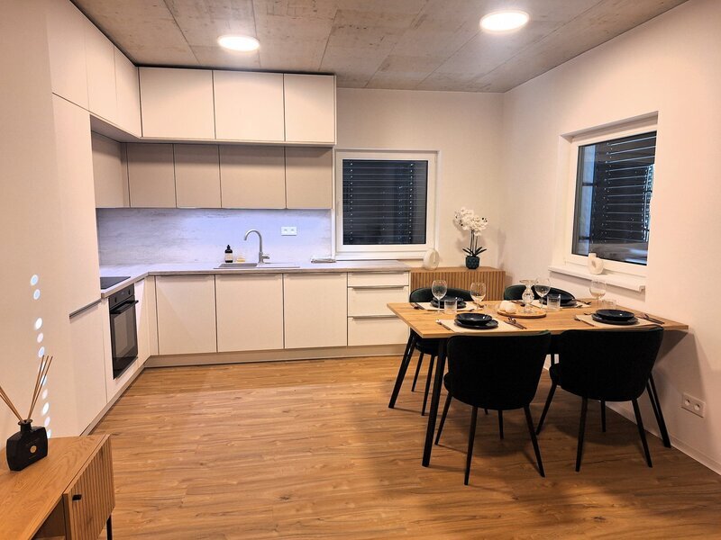 Pronájem bytu V3-04 3kk s balkonem a krytým parkovacím stáním - Liberec - Staré Pavlovice, ul. Polní