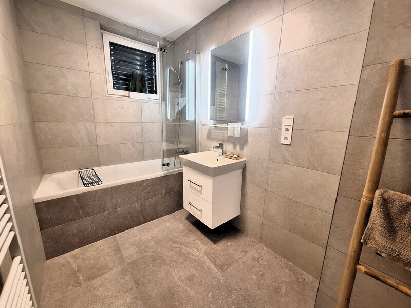 Pronájem bytu V3-04 3kk s balkonem a krytým parkovacím stáním - Liberec - Staré Pavlovice, ul. Polní